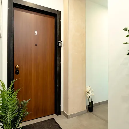 La Corte - Bilocale 5 شقة نوفارا